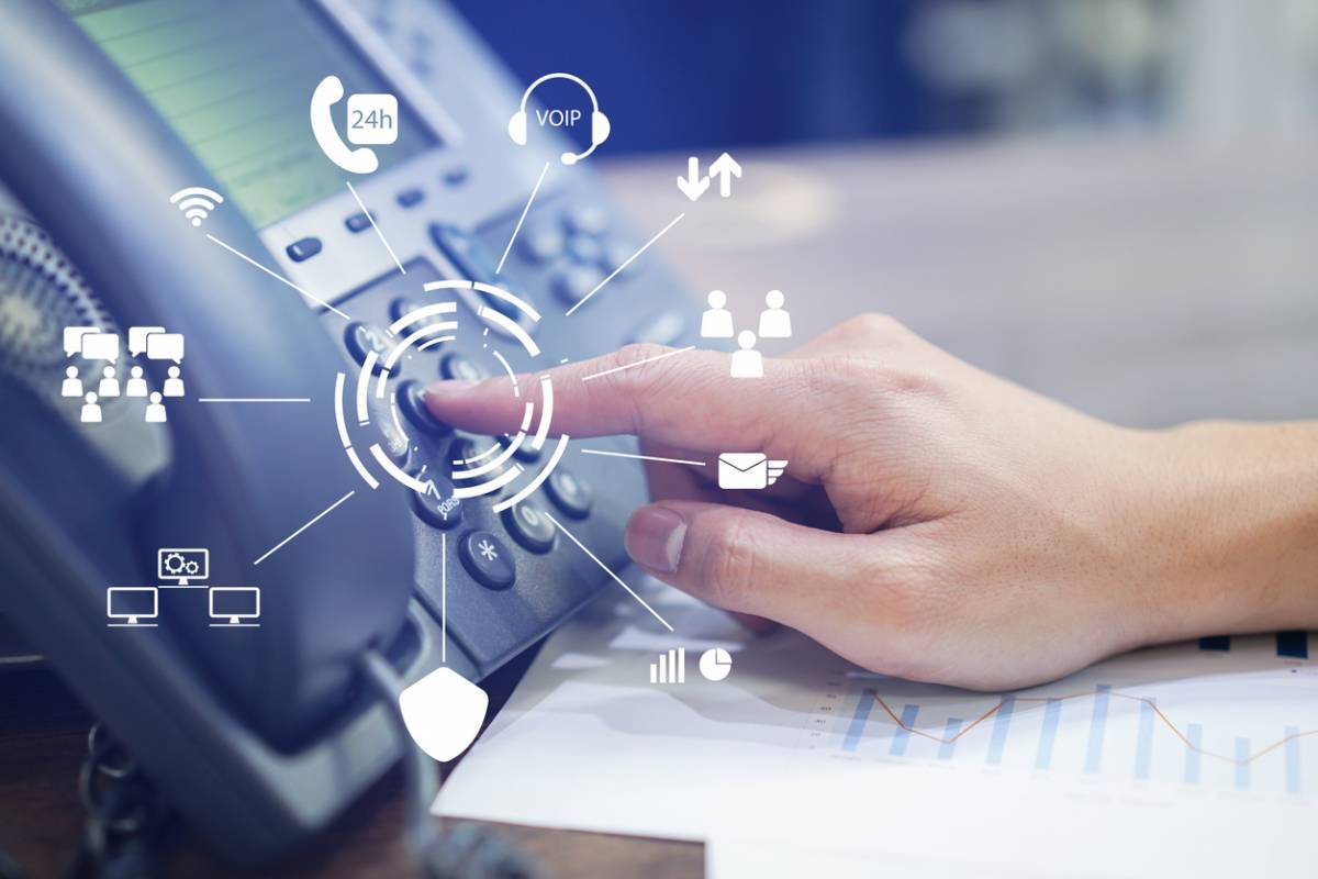 découvrez nos solutions voip innovantes pour améliorer vos communications d'entreprise. profitez d'appels de haute qualité, d'une intégration facile et d'une réduction des coûts. optimisez votre efficacité avec la téléphonie interne et externe simplifiée.