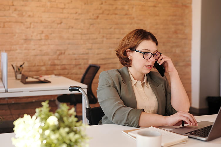 découvrez comment réussir votre entretien pour un poste de conseiller téléphonique. conseils pratiques, questions fréquentes et astuces pour briller lors de votre entretien et décrocher le job de vos rêves.